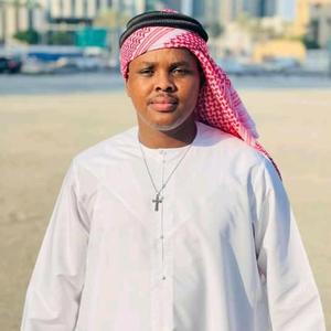 Ukhuzani wayezenza umthandeni ngesikhathi ese dubai kusho ungizwe mchunu imihlola