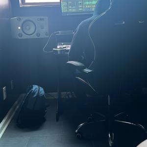 DG4L (feat. Dg Numba3)