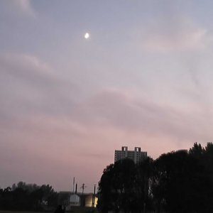 笑靥起，风雨息