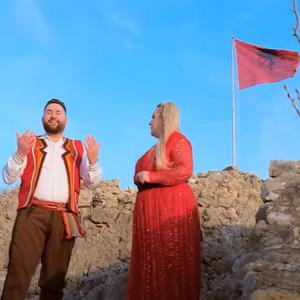 Rrofsh e qofsh oj nane Shqipni (feat. Novi Prendi)