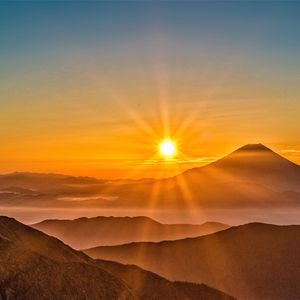 越想越乱越孤单