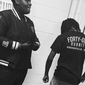 **** Issa Flock (feat. C3thadon & Imluhanttt)