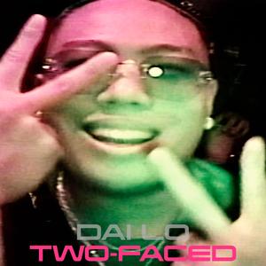 Two-Faced 两 面