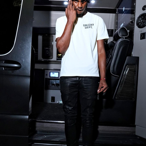 ENVY ME (feat. QUELLY WOO)