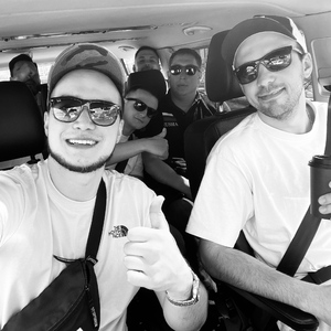 На позитиве