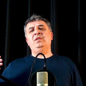 İçinde Kaybolduğum