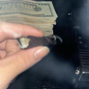 Heat (feat. Marion Paper Chasin & Lotta_pay10k)