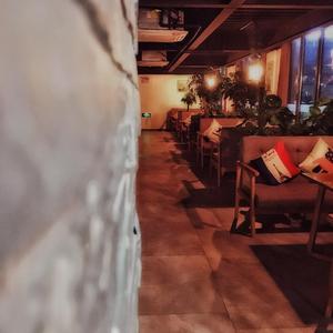 被时间诅咒的少女