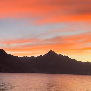 我对缘分小心翼翼