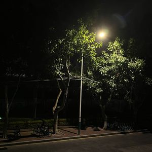 有个爱你的人不容易