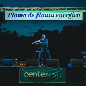 Plomo de flauta enérgico