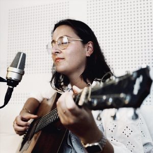 Las Monedas Que Me Recuerdan a Ti (Acoustic Version)