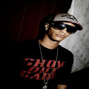 Chasing The Impossible (feat. Liyah)