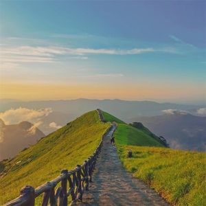 感受热烈的潮流