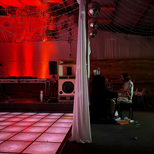Interstitial (Live)