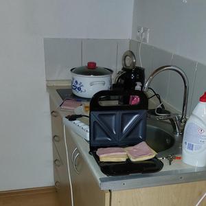 1.e4,c5,2.Nf3,d6,3.d4,cxd4,4.Nxd4,Nf6,5.Nc3,a6