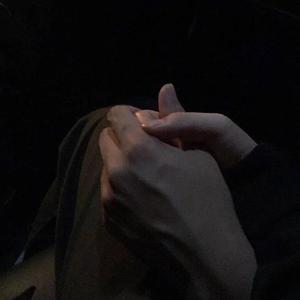 淡黄的长裙（翻自 秦牛正威）