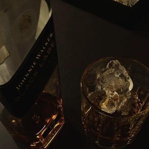 Viski (feat. SemiAbi7)