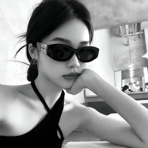 是否两个人足够捕捉爱的镜头