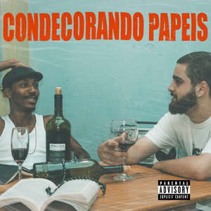 Condecorando Papéis
