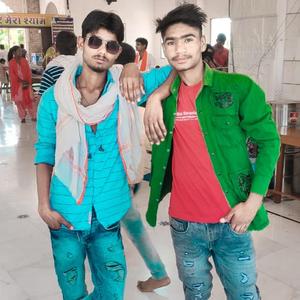 म्हारी चेन घड़ी देजा