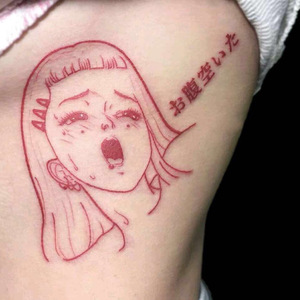 这只伶俐的棕色狐狸跳过一只懒惰的狗