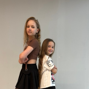 Кареглазая девчонка