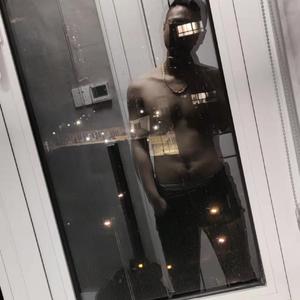 包围Prod by bankidboomin & YoungMarkin