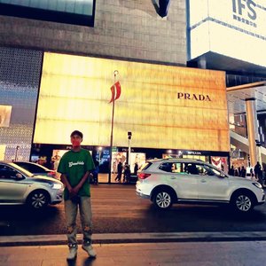 C.？，H（伴奏）