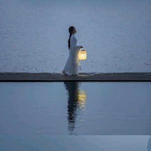 不染_北极星小姐姐