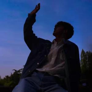 粤亮 - 怪你过份美丽