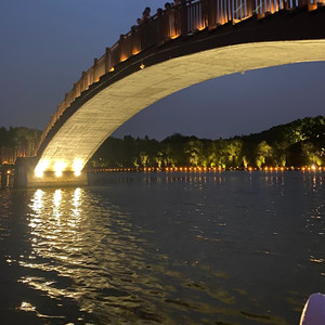 你是点亮我夜空的光