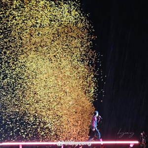 爱的翅膀 石磊.MP3