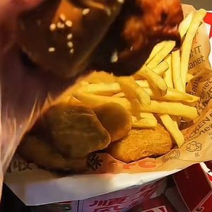 疯狂星期四V我50