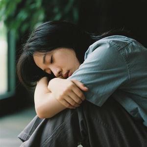 依赖 (Cover 姜小斌)
