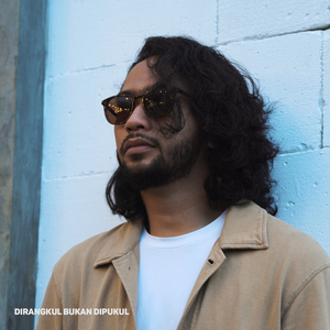 Dirangkul Bukan Dipukul