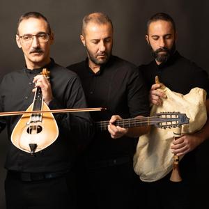 Αγάπη στην αγάπη μας (Live)