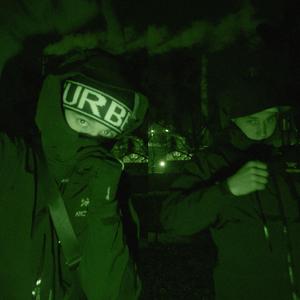 JACUZZI (feat. Paki & Miki)