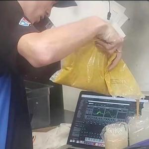 Sagging (feat. Pringle)