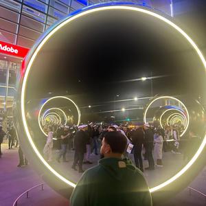 OUTRO (feat. Vasti & Donjuan)