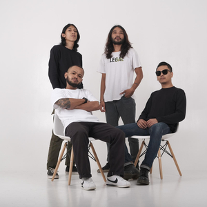 Rasionalisasi (Live at House)