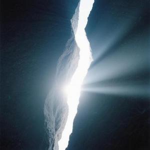 当年恩怨各一半