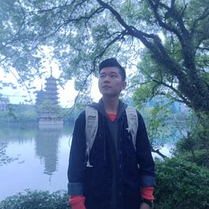 少年的初夏 伴奏