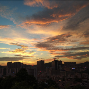 落日最美的情侣