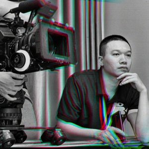 Vũ Trụ Nhân Vật Ra