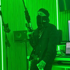 RAPEANDO & TRAPFICANDO (feat. Dbs)