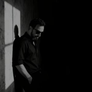 Adını Yazdım Duvarlara