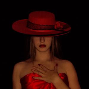 Pericolosa (feat. Atriah)