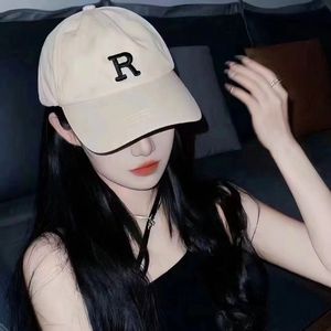 路边的咖啡店 伴奏