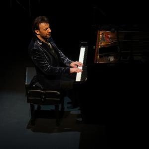 Alan Hovhaness: Concerto No. 10, for piano, trumpet & strings, Op. 413, Andante espressivo